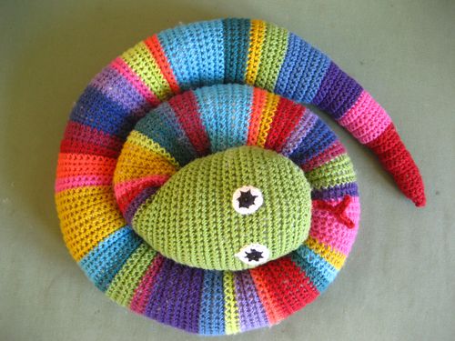 Fun Alternatives to a Temperature Blanket (Crochet/Knitting)